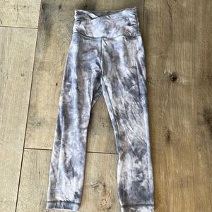 Lululemon align SHR cross cross waist grey white tie-dye cropped legging size 2